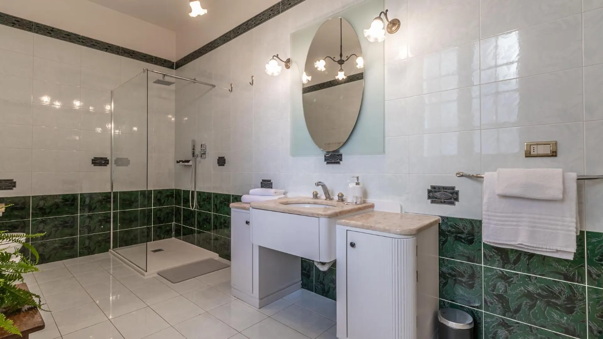Villa Petrone - Luxury Home Tra Bologna E Modena - Wi-Fi, Biliardo, Jacuzzi E Piscina Nonantola 0*,