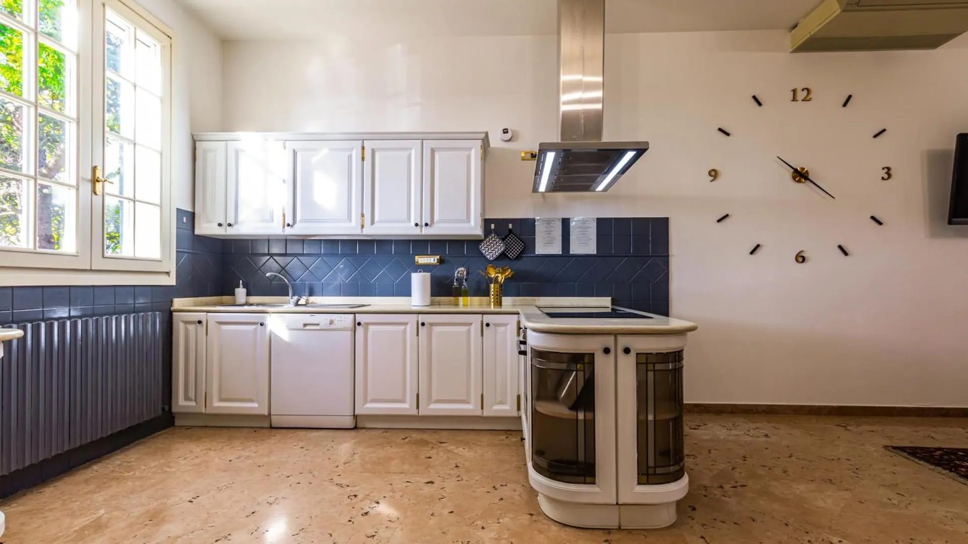 Villa Petrone - Luxury Home Tra Bologna E Modena - Wi-Fi, Biliardo, Jacuzzi E Piscina Nonantola 0*,